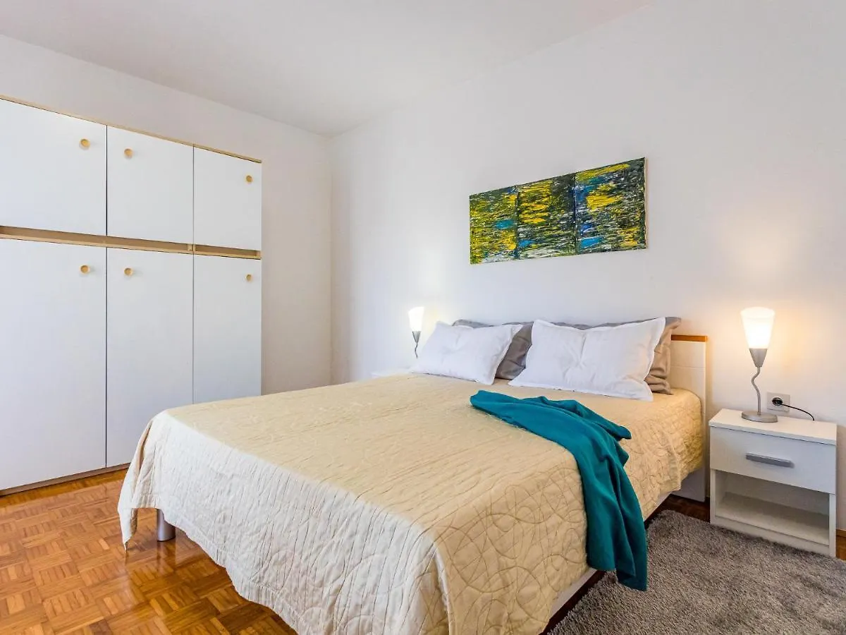 Apartment Dana - Uma151 By Interhome Umag